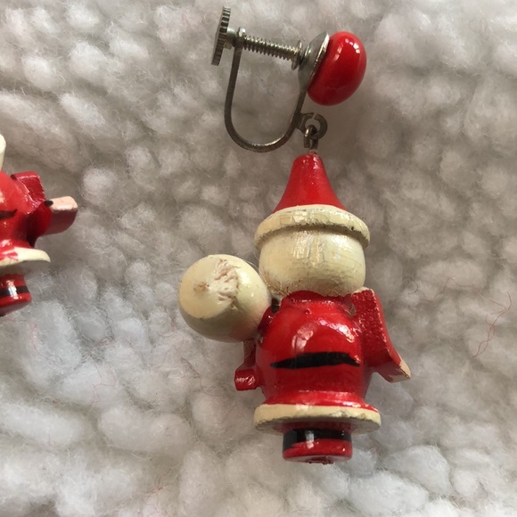 Vintage Christmas Santa Claus-screw on back earrings - Picture 3 of 13